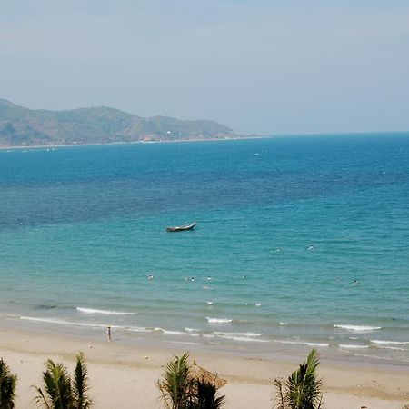 Minh Nhat Hotel Nha Trang Exterior photo