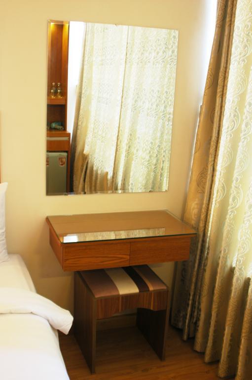 Minh Nhat Hotel Nha Trang Room photo