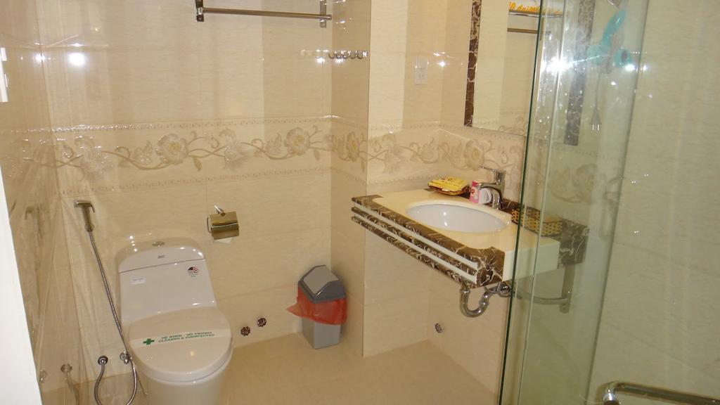 Minh Nhat Hotel Nha Trang Room photo