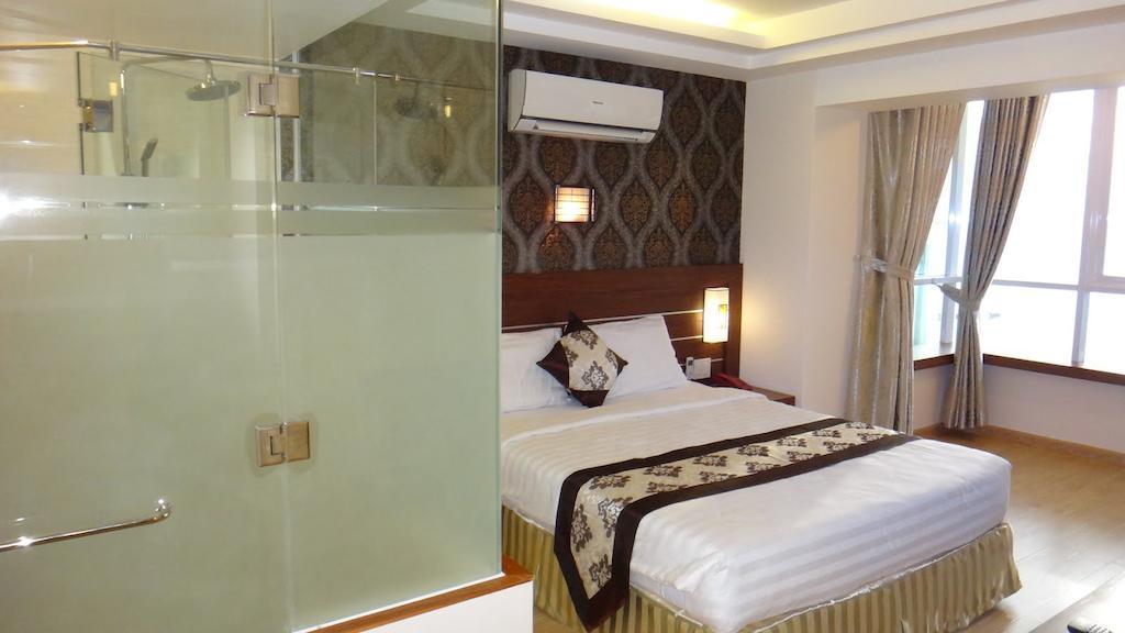 Minh Nhat Hotel Nha Trang Room photo