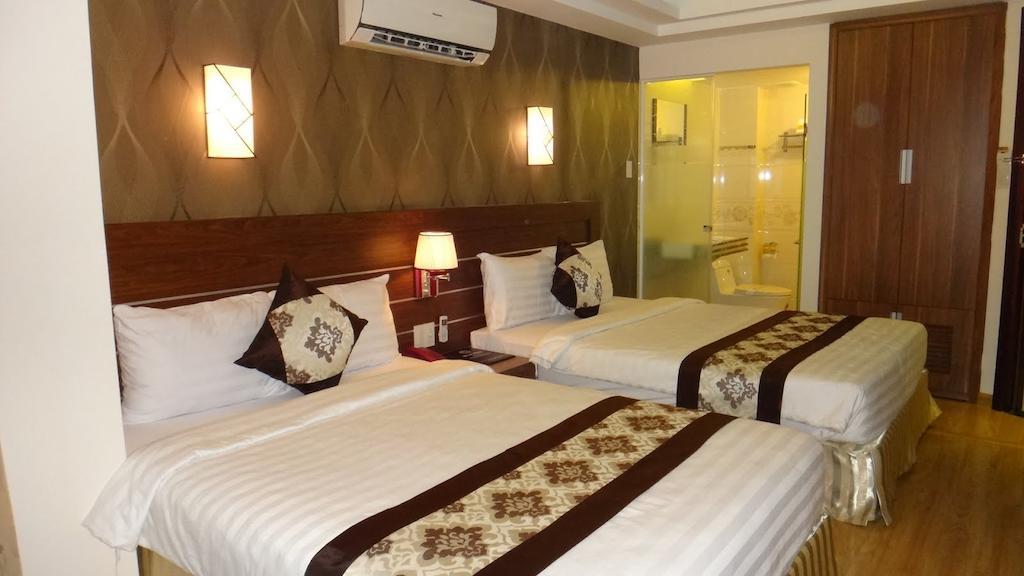 Minh Nhat Hotel Nha Trang Room photo