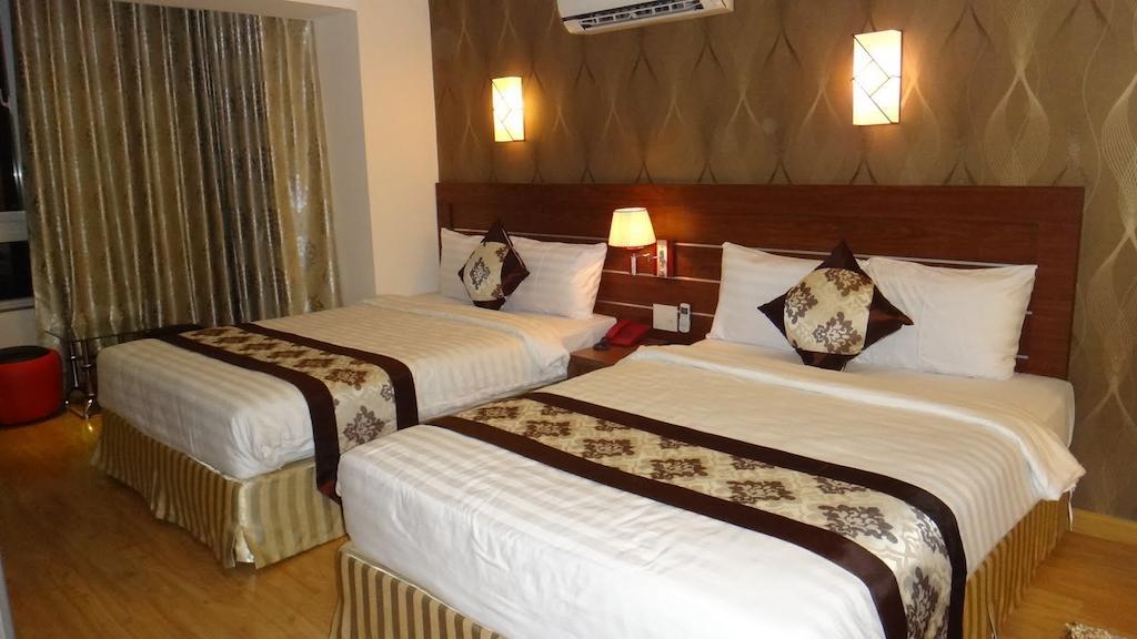 Minh Nhat Hotel Nha Trang Room photo